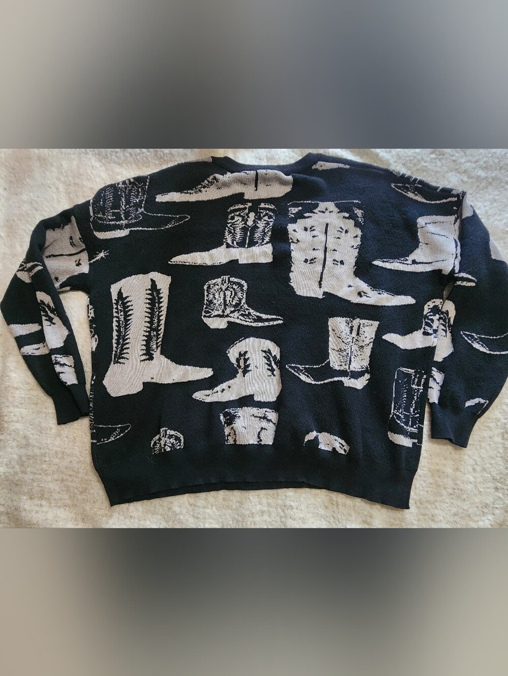 2 Fly Co. Boots a Million Reversible Black Western Knit Sweater S/M - Picture 2 of 7